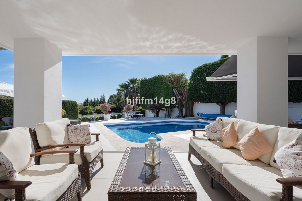 Huis te koop in Nueva Andalucía | 4 slaapkamers H5373121