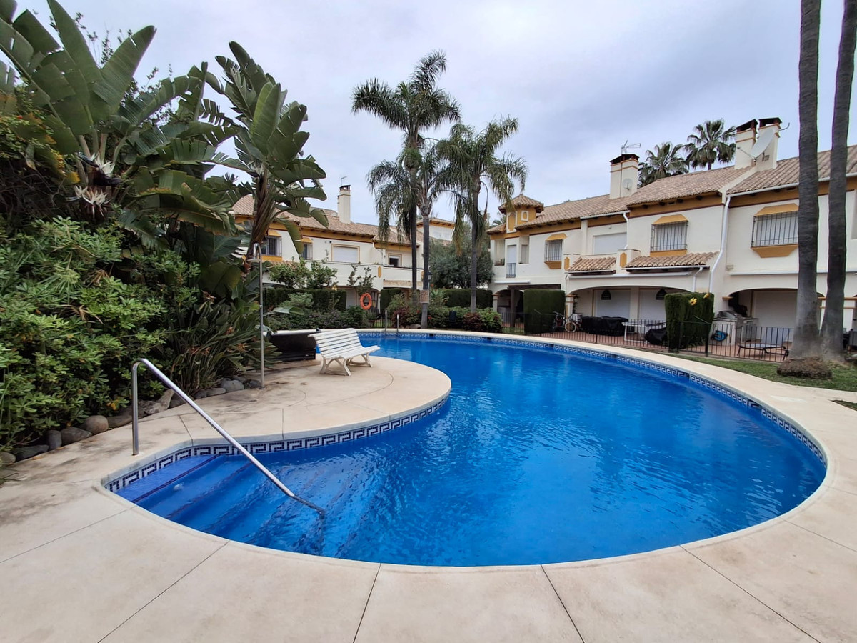 Huis te koop in Nueva Andalucía | 3 slaapkamers H5373331