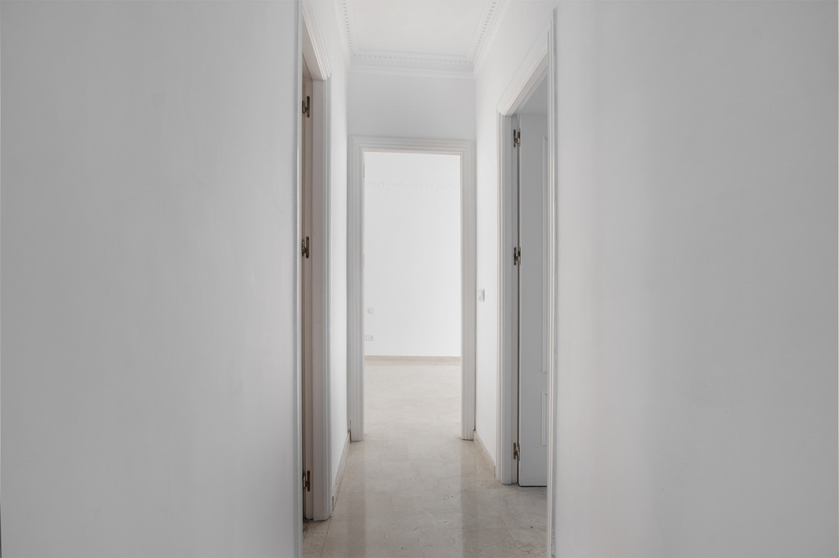 Huis te koop in Nueva Andalucía | 4 slaapkamers H5374195