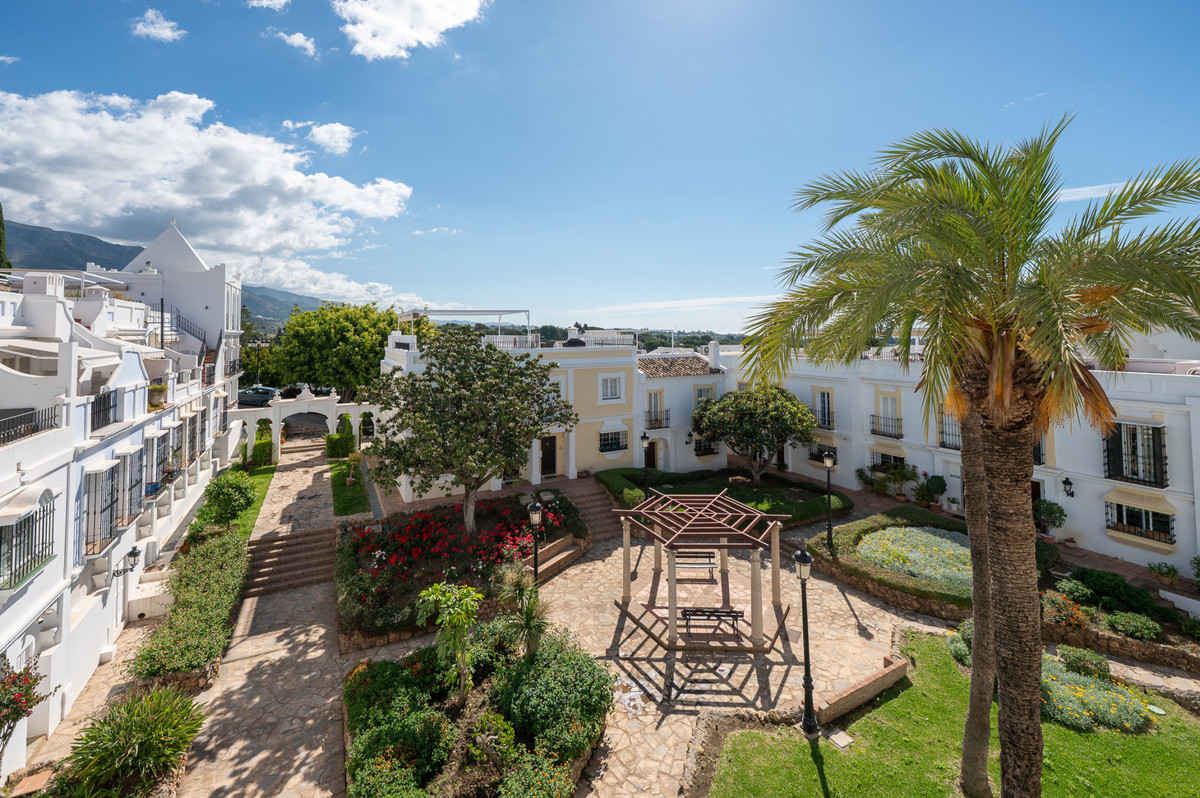 Huis te koop in Nueva Andalucía | 3 slaapkamers H5374426