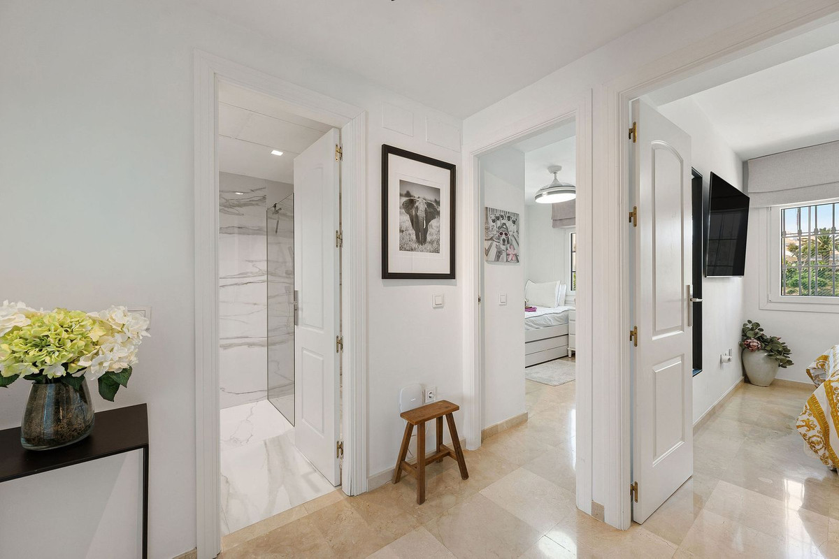 Huis te koop in Nueva Andalucía | 4 slaapkamers H5374618