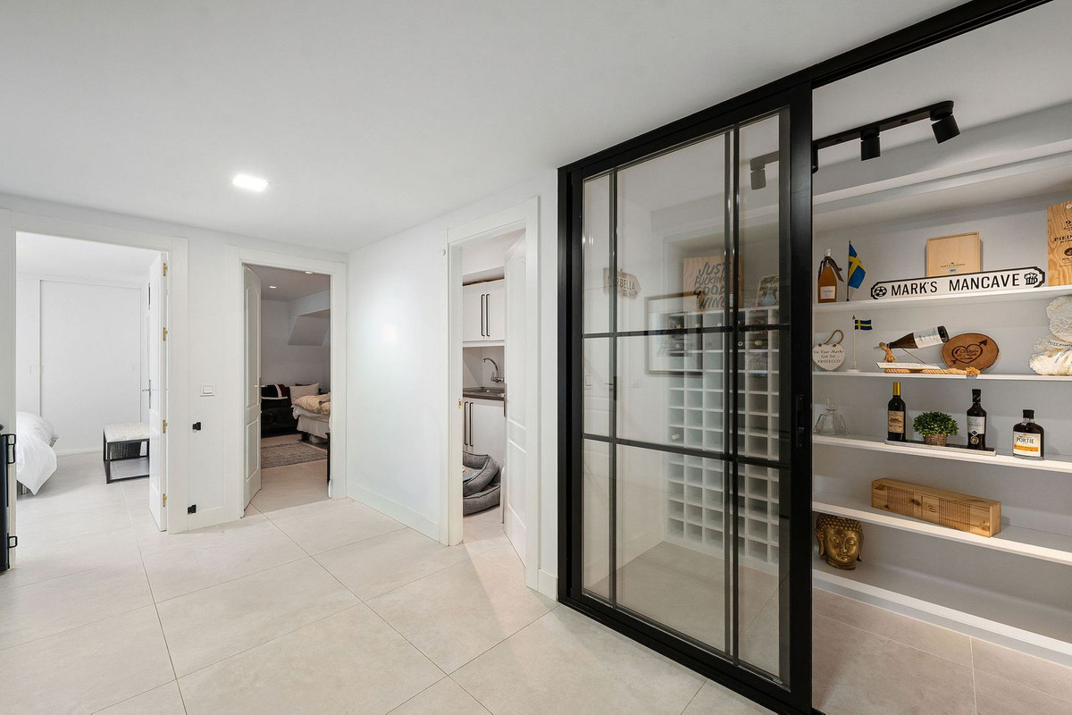 Huis te koop in Nueva Andalucía | 4 slaapkamers H5374618