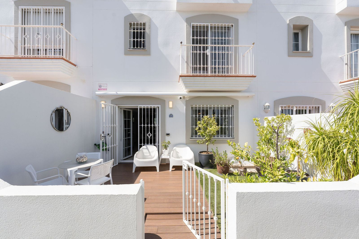Huis te koop in Nueva Andalucía | 4 slaapkamers H5374618