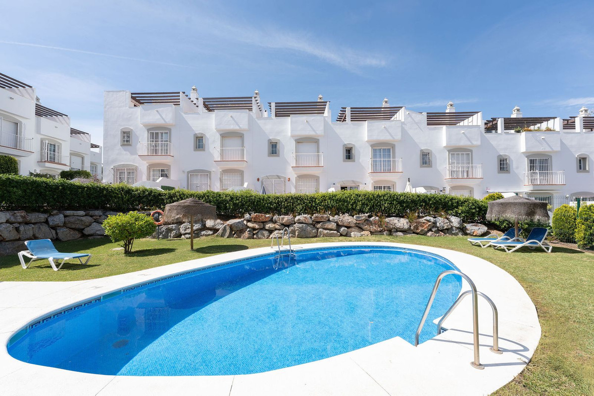 Huis te koop in Nueva Andalucía | 4 slaapkamers H5374618