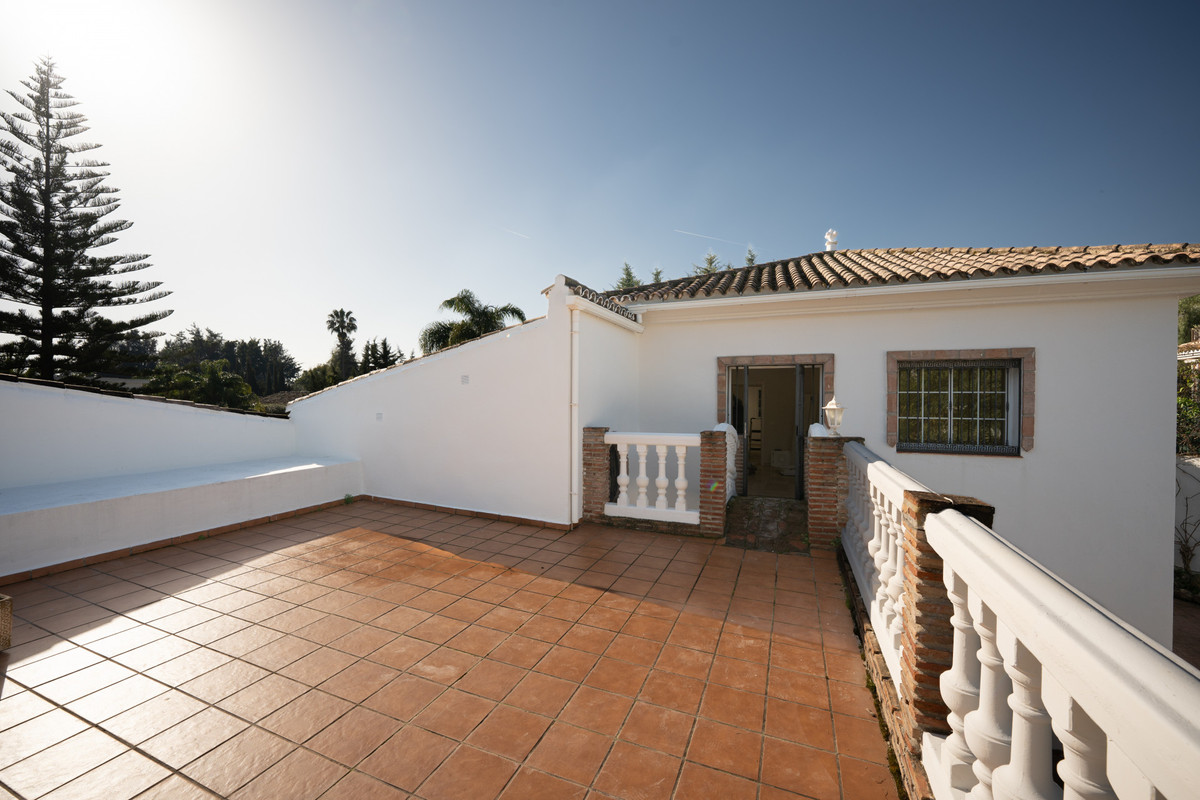 Huis te koop in Nueva Andalucía | 4 slaapkamers H5375173