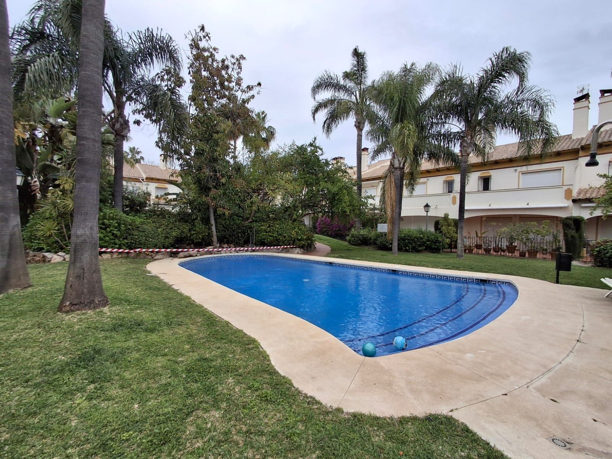 Huis te koop in Nueva Andalucía | 3 slaapkamers H5377186