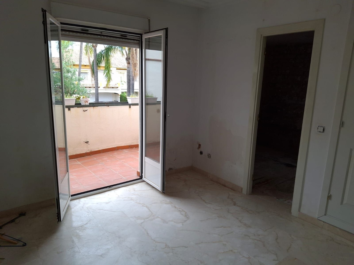 Huis te koop in Nueva Andalucía | 3 slaapkamers H5377186