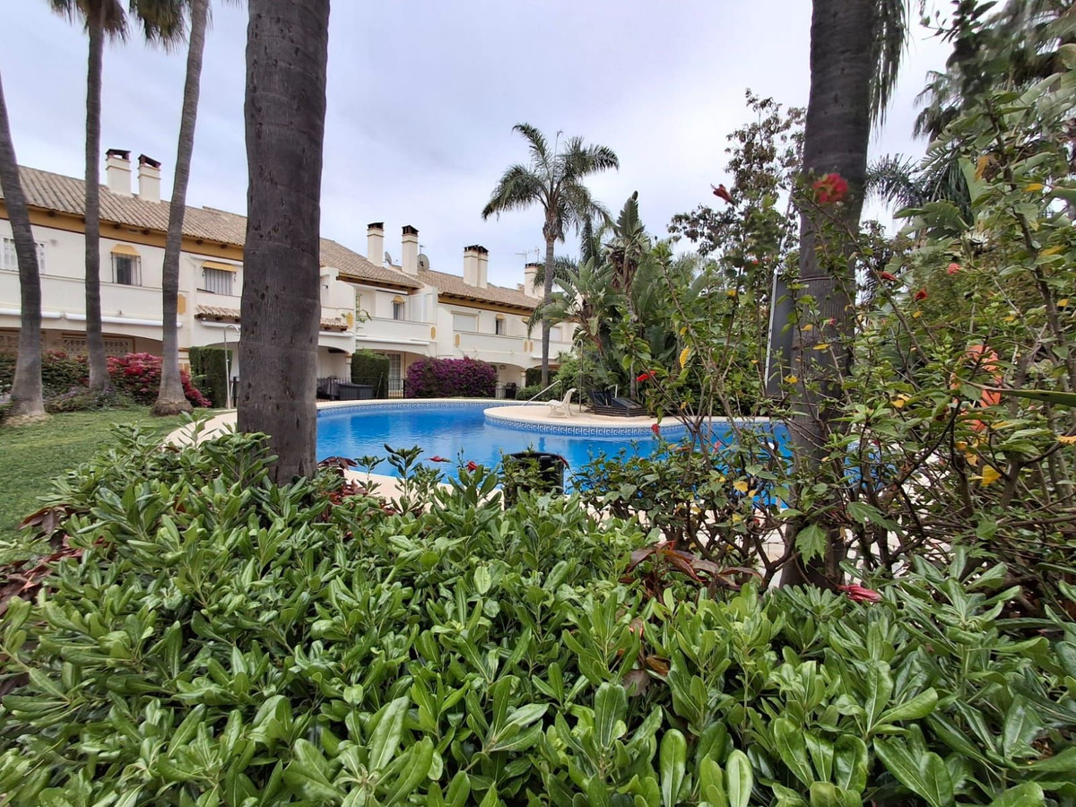 Huis te koop in Nueva Andalucía | 3 slaapkamers H5377186