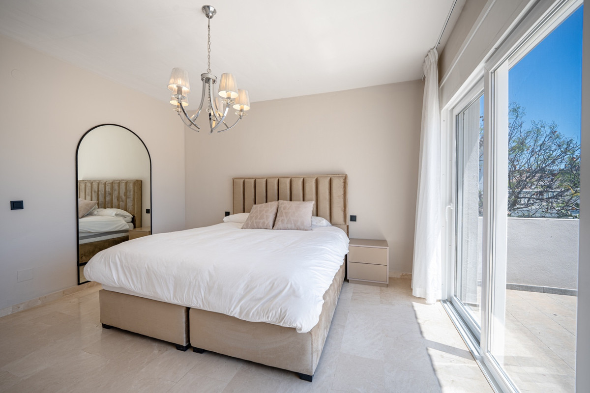 Huis te koop in Nueva Andalucía | 6 slaapkamers H5383045