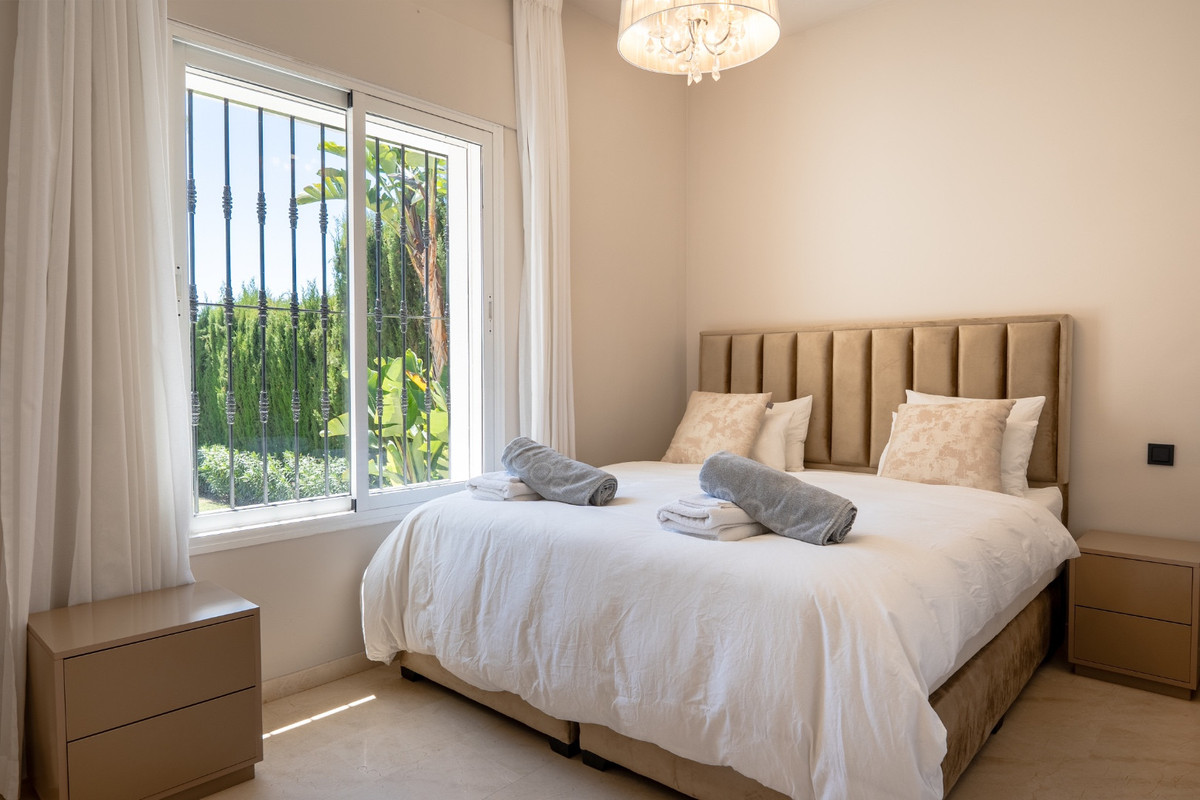 Huis te koop in Nueva Andalucía | 6 slaapkamers H5383045