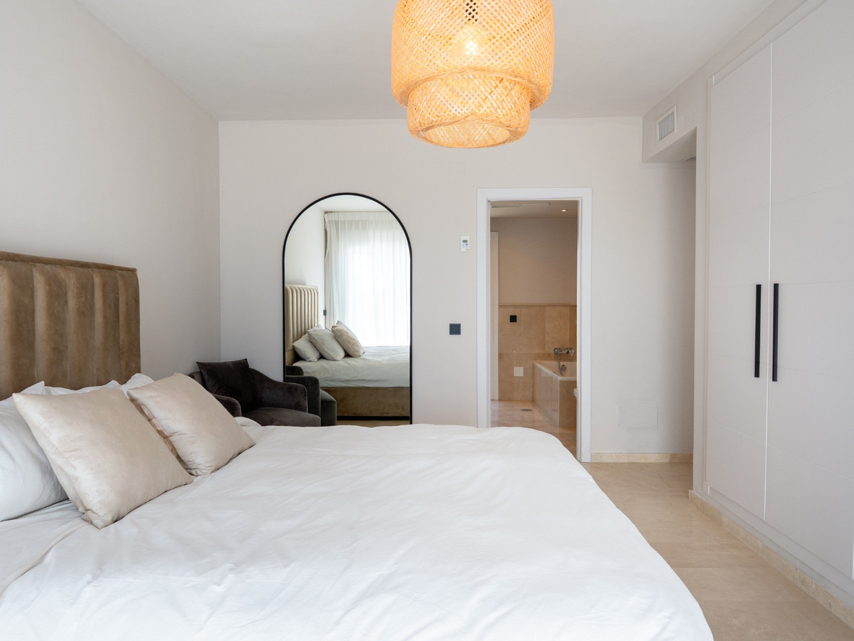Huis te koop in Nueva Andalucía | 6 slaapkamers H5383045