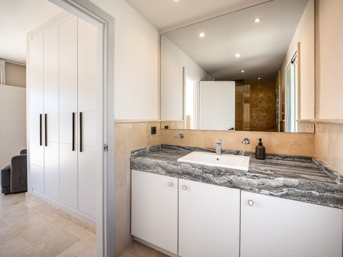 Huis te koop in Nueva Andalucía | 6 slaapkamers H5383045
