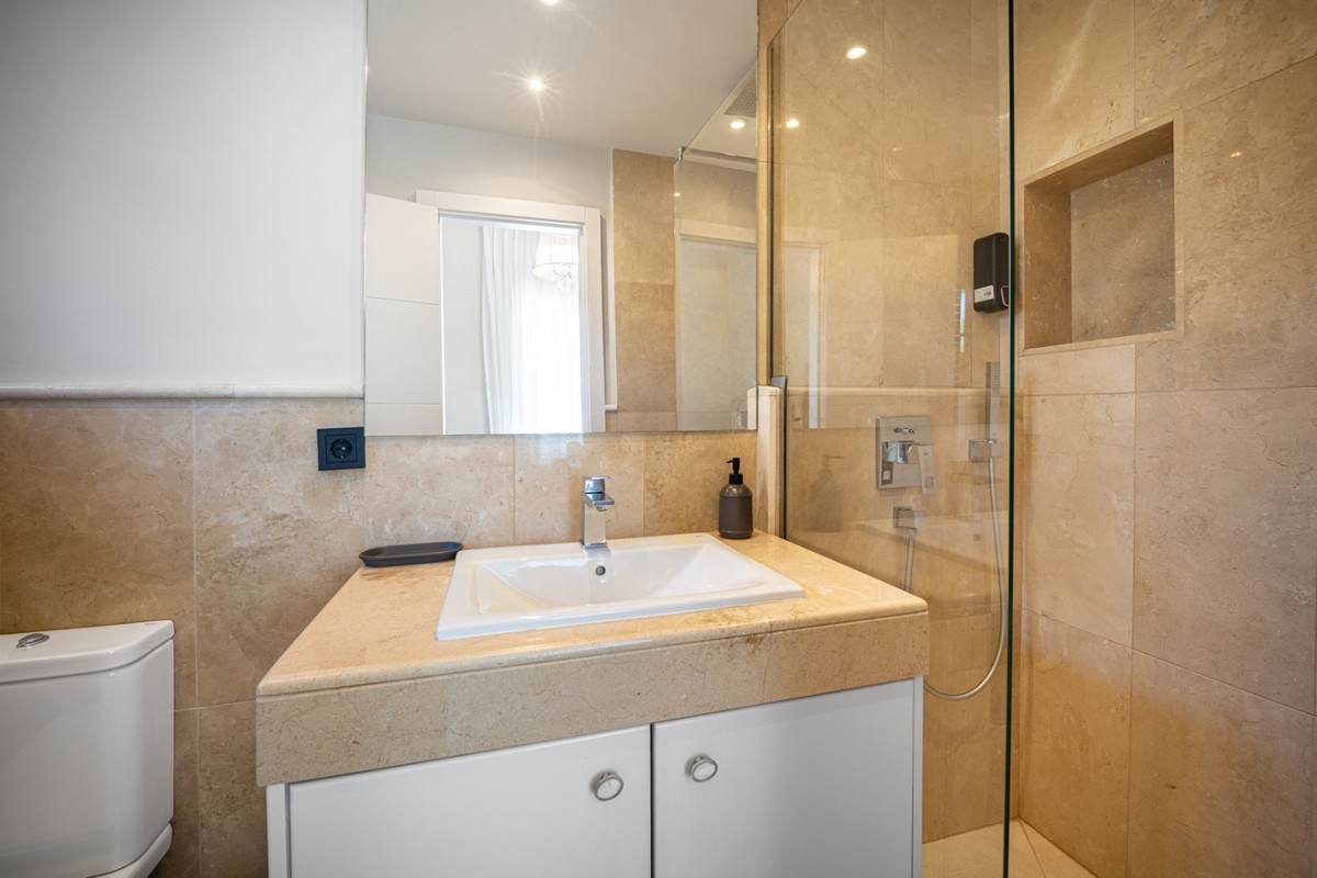 Huis te koop in Nueva Andalucía | 6 slaapkamers H5383045