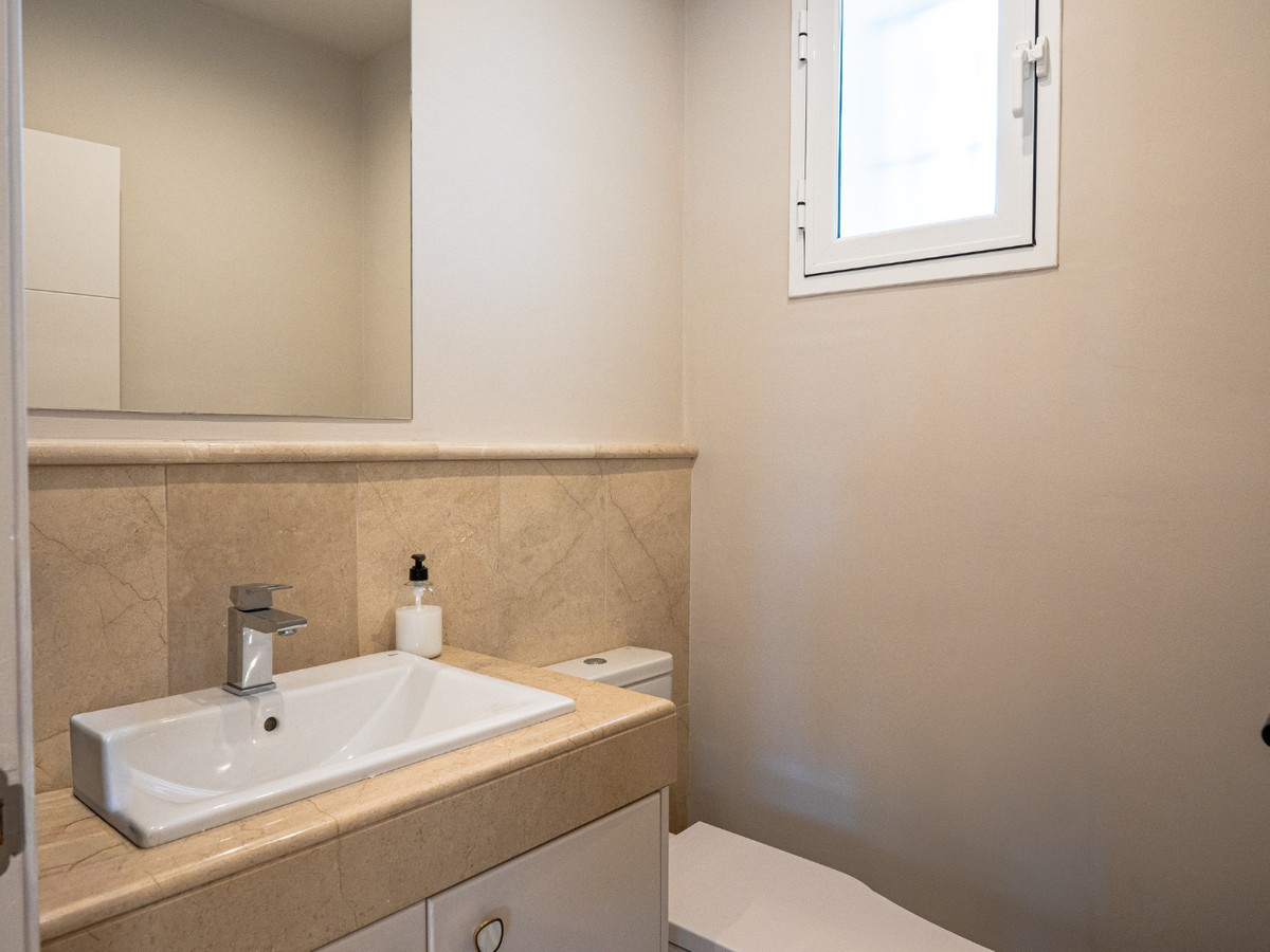 Huis te koop in Nueva Andalucía | 6 slaapkamers H5383045