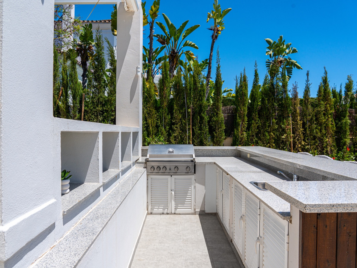 Huis te koop in Nueva Andalucía | 6 slaapkamers H5383045