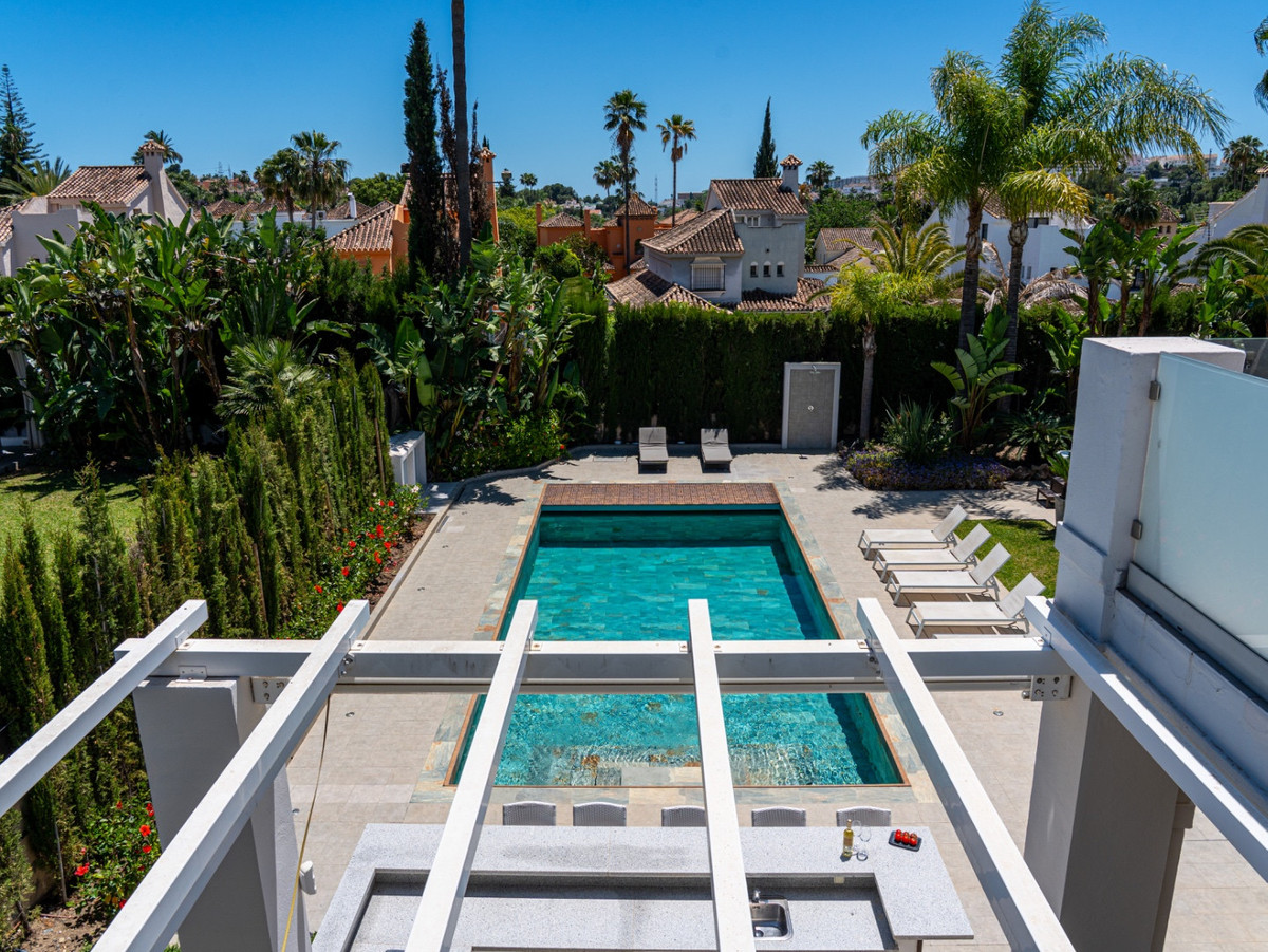 Huis te koop in Nueva Andalucía | 6 slaapkamers H5383045