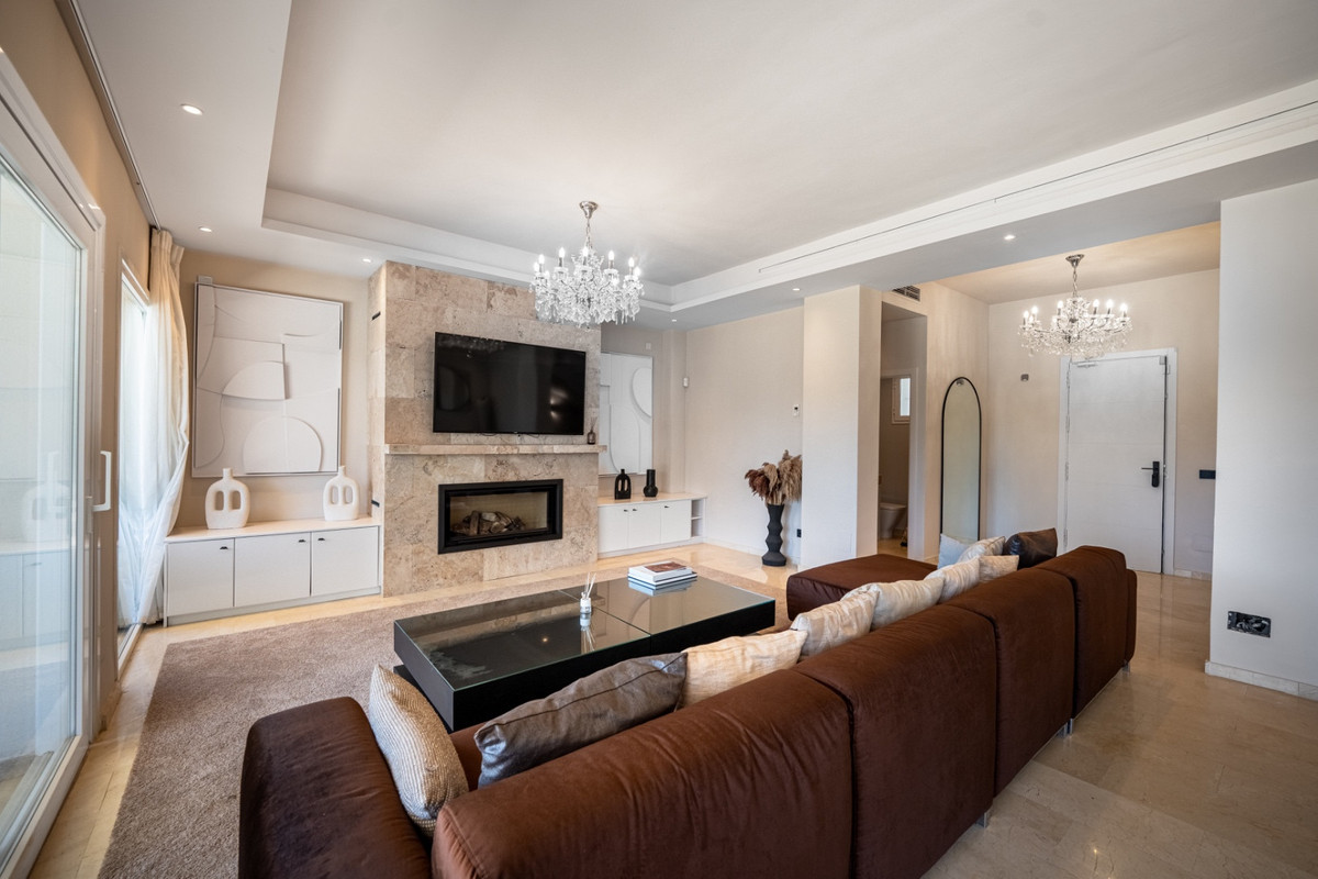 Huis te koop in Nueva Andalucía | 6 slaapkamers H5383045