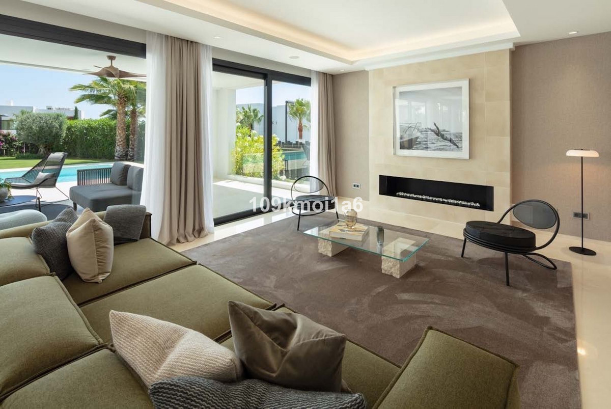 Huis te koop in Nueva Andalucía | 5 slaapkamers H5387074