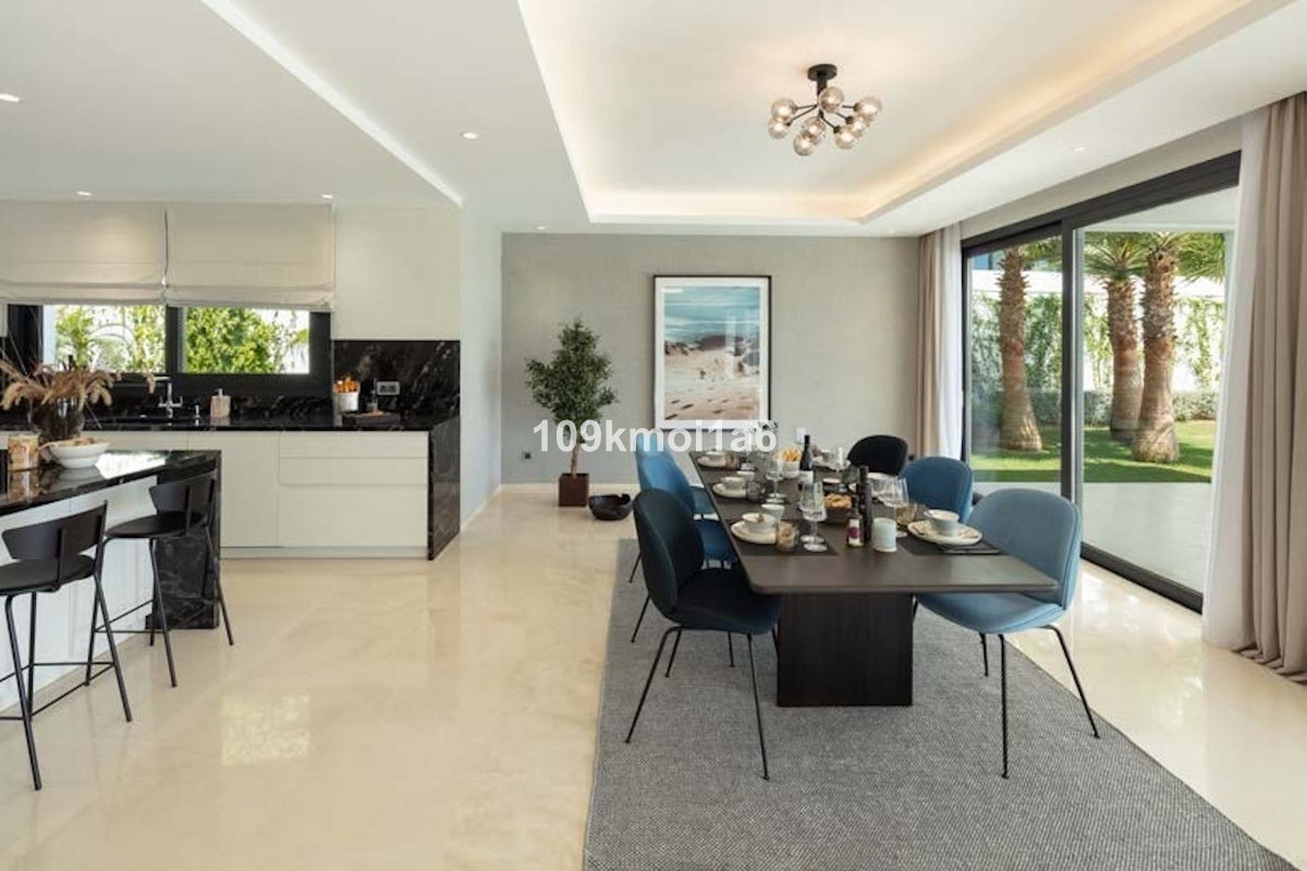 Huis te koop in Nueva Andalucía | 5 slaapkamers H5387074