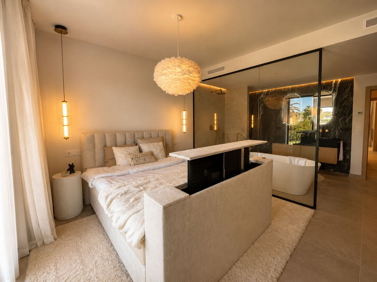 Huis te koop in Nueva Andalucía | 4 slaapkamers H5389723