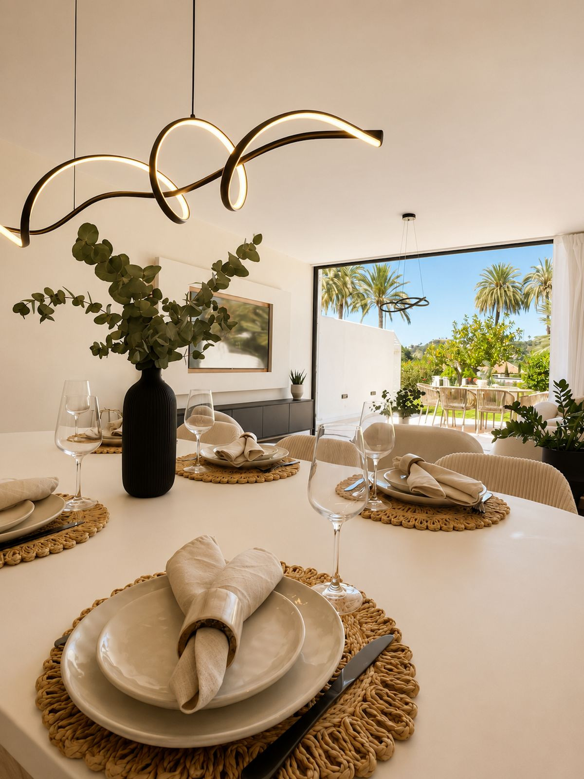 Huis te koop in Nueva Andalucía | 4 slaapkamers H5389723