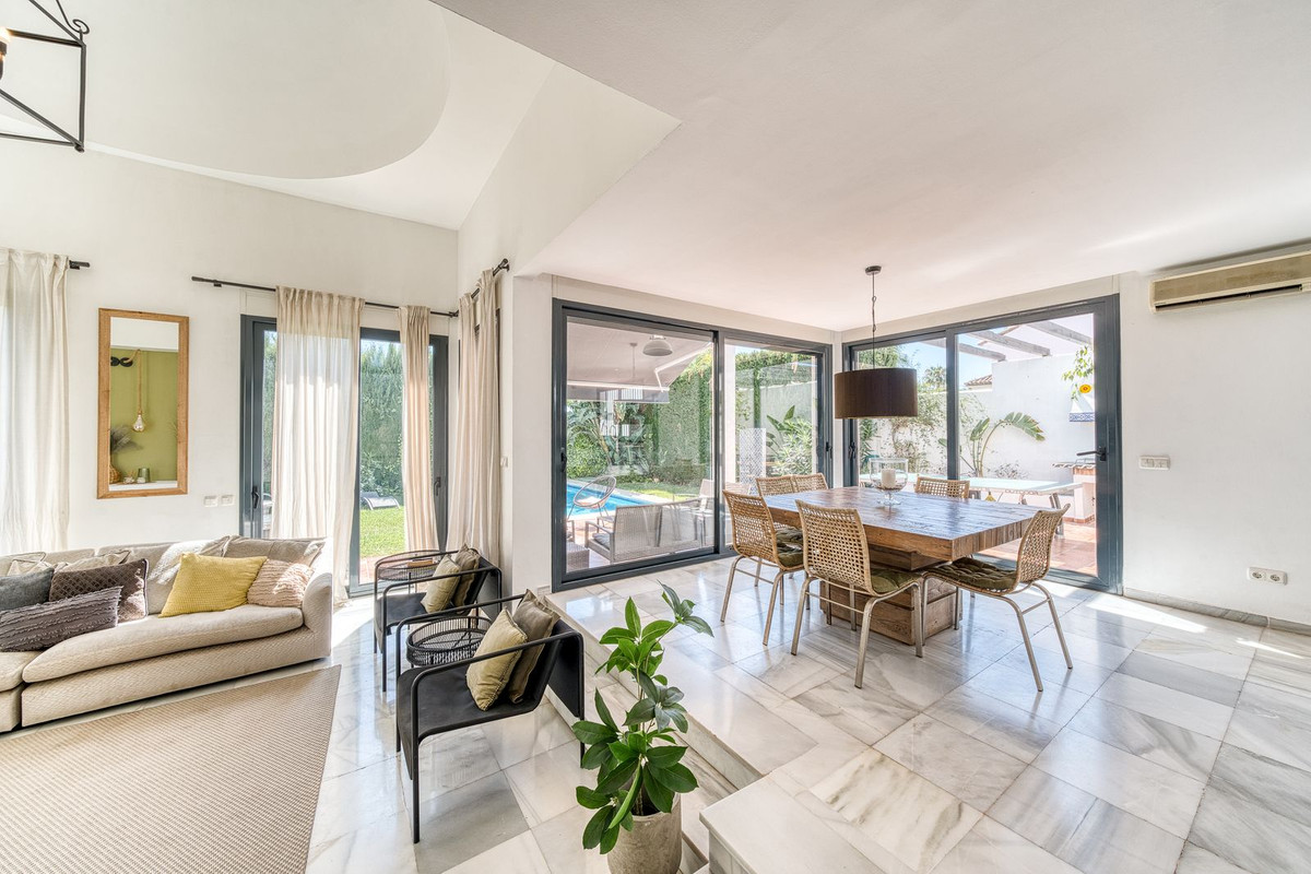 Huis te koop in Nueva Andalucía | 6 slaapkamers H5390650