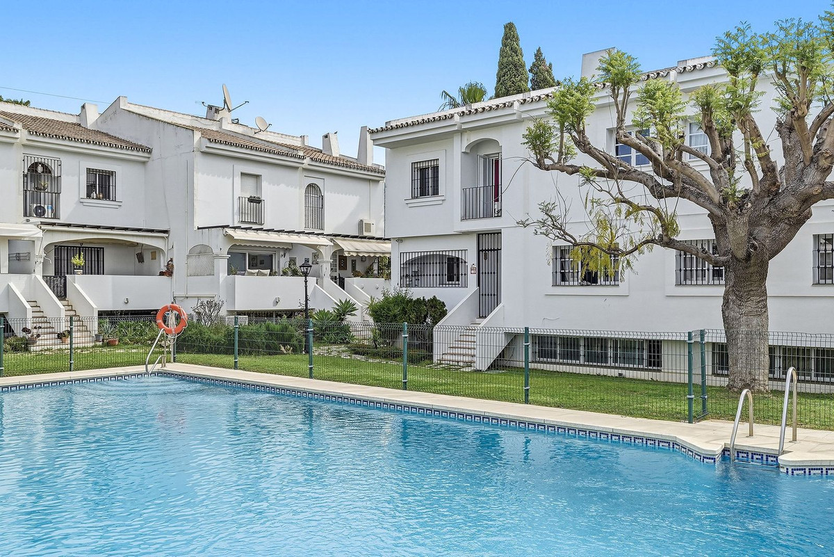 Huis te koop in Nueva Andalucía | 4 slaapkamers H5391193
