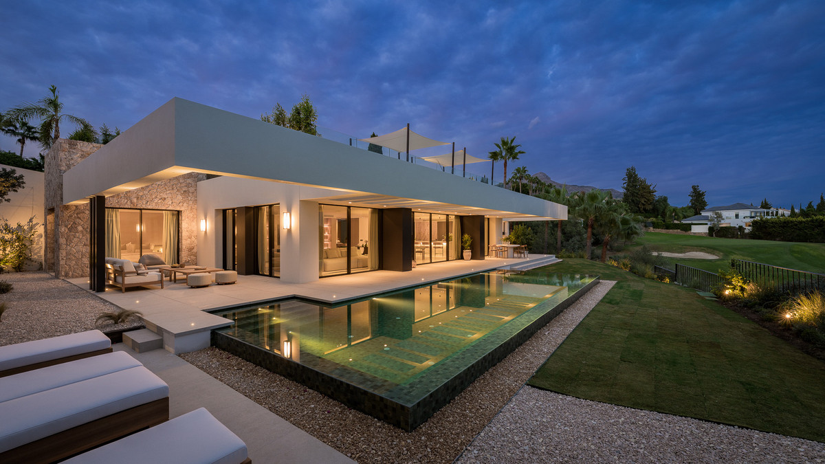 Huis te koop in Nueva Andalucía | 4 slaapkamers H5391448