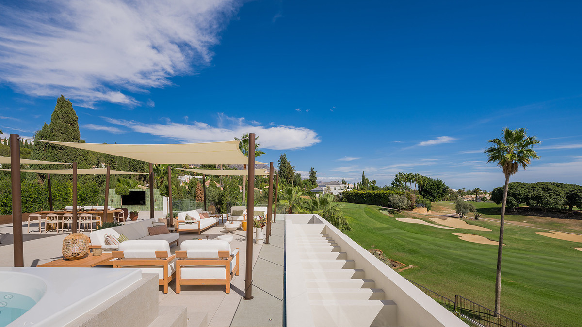 Huis te koop in Nueva Andalucía | 4 slaapkamers H5391448