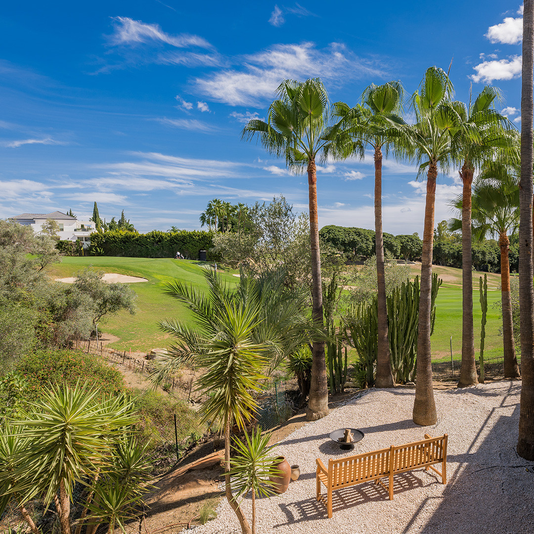 Huis te koop in Nueva Andalucía | 4 slaapkamers H5391448