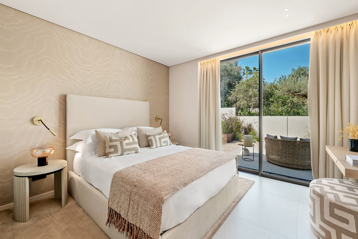 Huis te koop in Nueva Andalucía | 4 slaapkamers H5391448