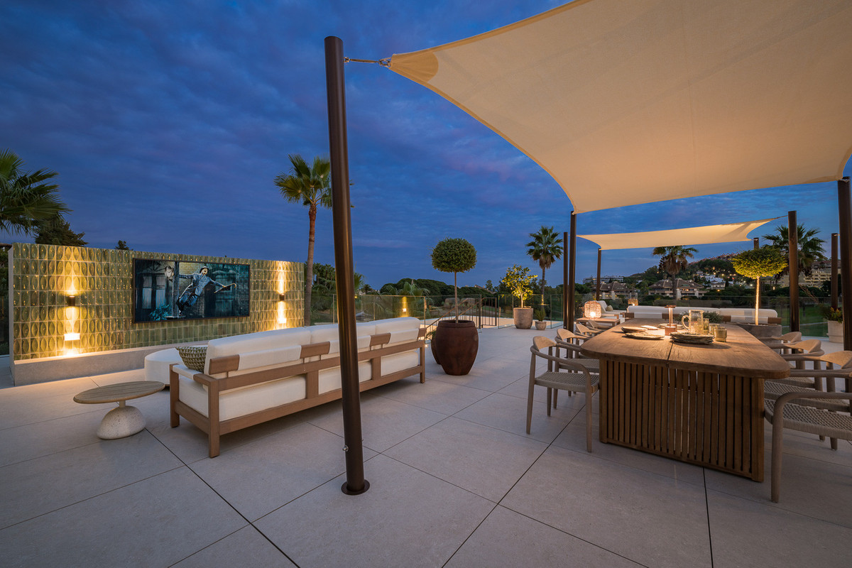 Huis te koop in Nueva Andalucía | 4 slaapkamers H5391448