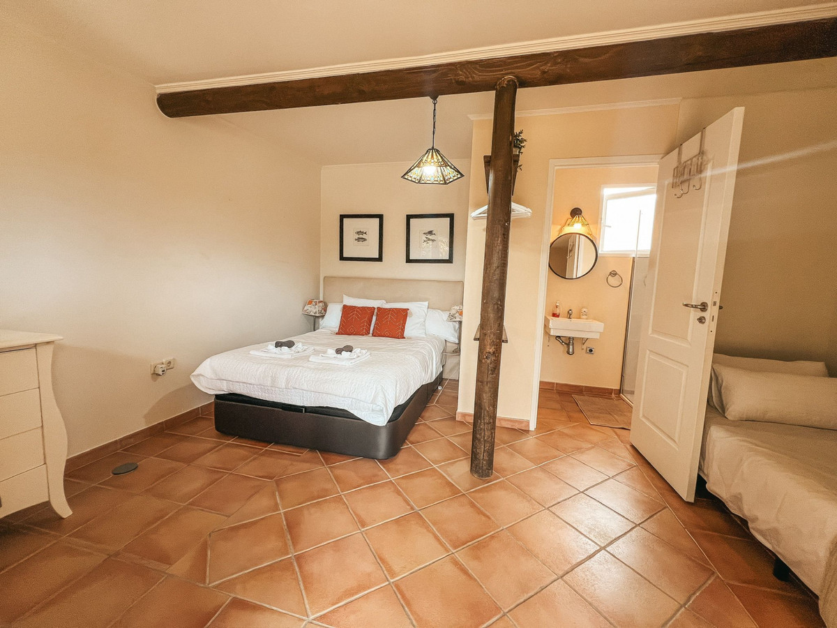 Huis te koop in Nueva Andalucía | 5 slaapkamers H5391571
