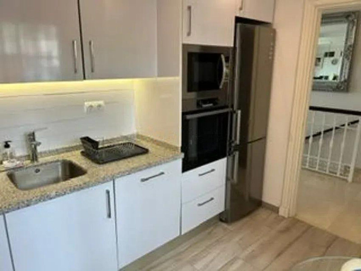 Appartement te koop in Nueva Andalucía | 3 slaapkamers H5392234