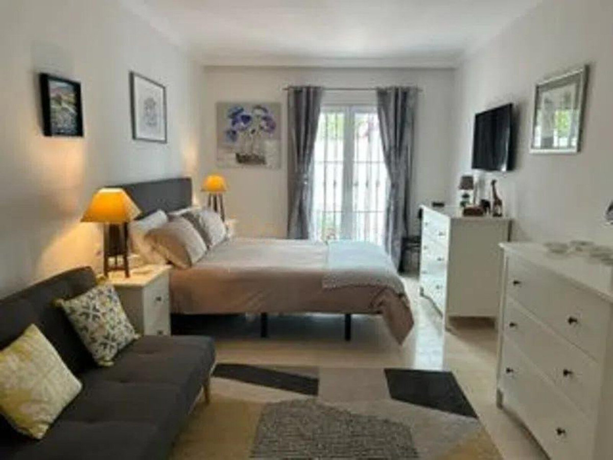 Appartement te koop in Nueva Andalucía | 3 slaapkamers H5392234
