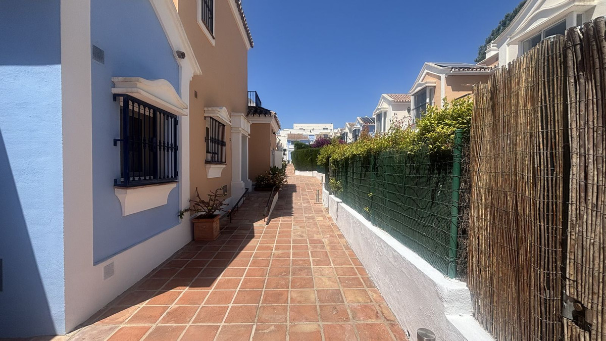 Huis te koop in Nueva Andalucía | 3 slaapkamers H5394355