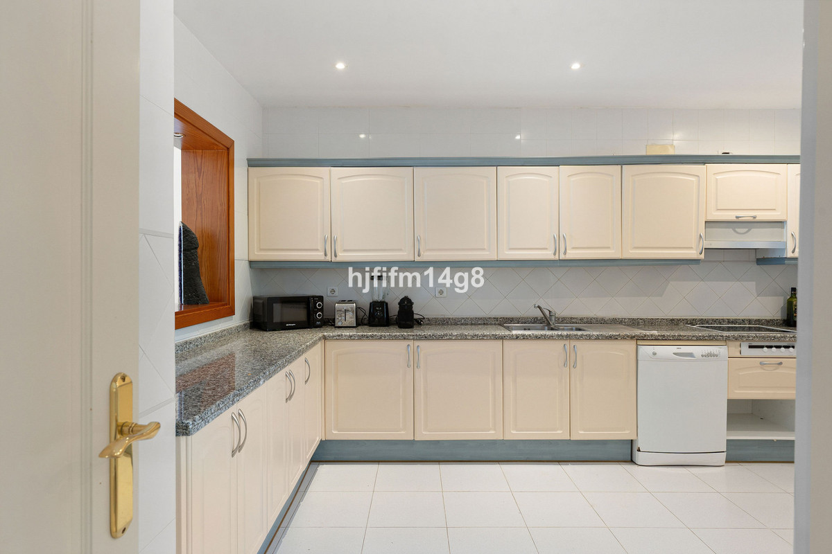 Huis te koop in Nueva Andalucía | 3 slaapkamers H5394556