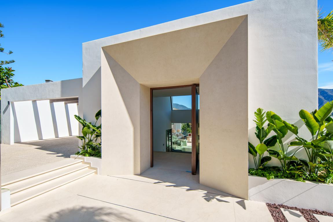 Huis te koop in Nueva Andalucía | 5 slaapkamers H5394577