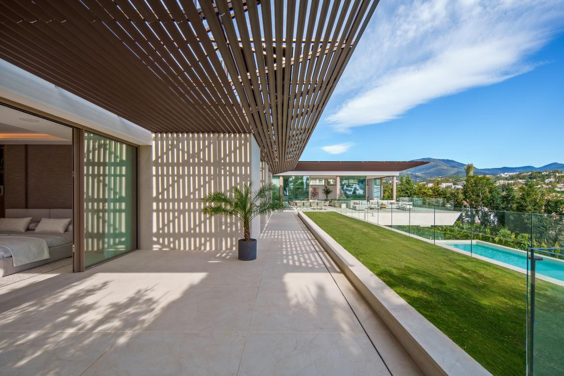 Huis te koop in Nueva Andalucía | 5 slaapkamers H5394577