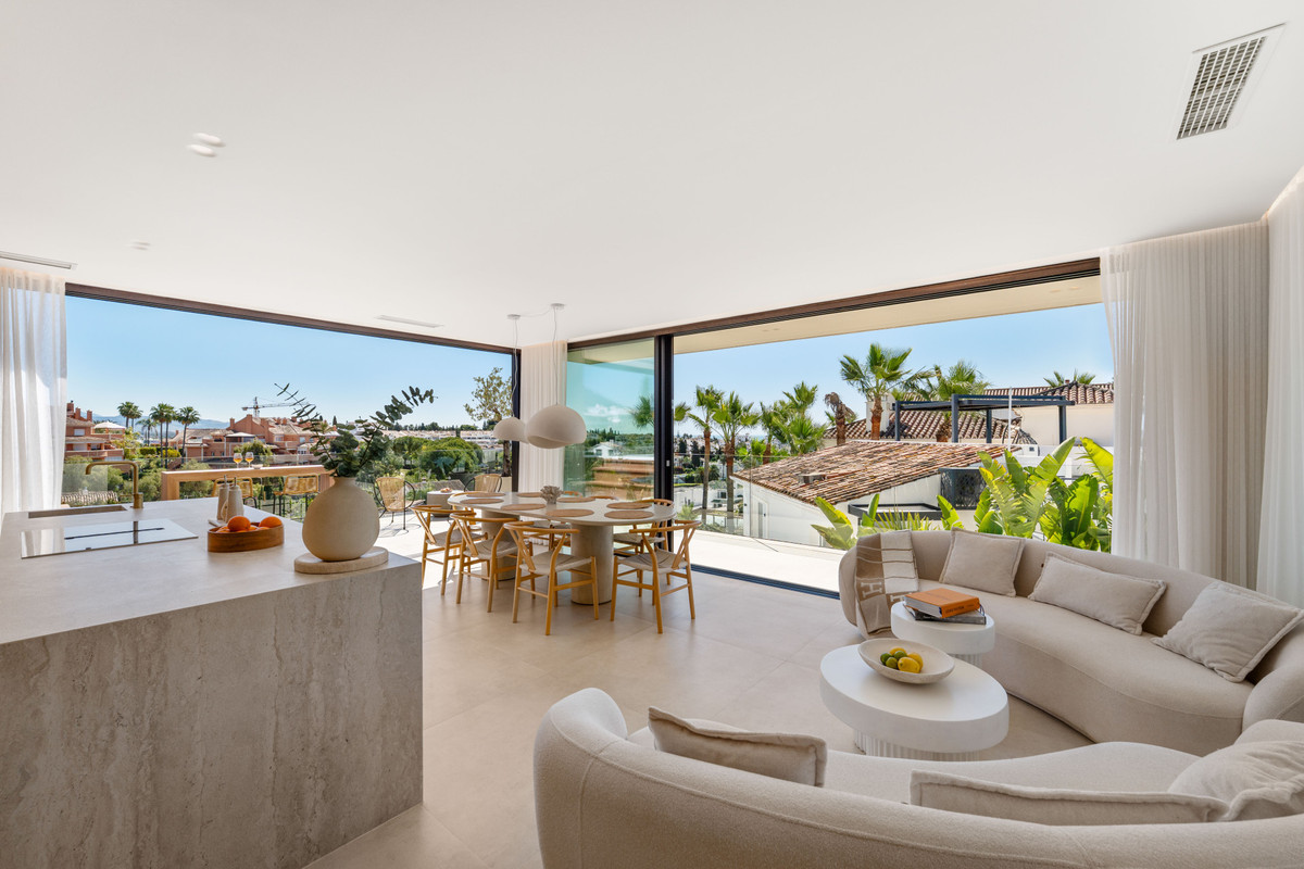 Huis te koop in Nueva Andalucía | 5 slaapkamers H5395627