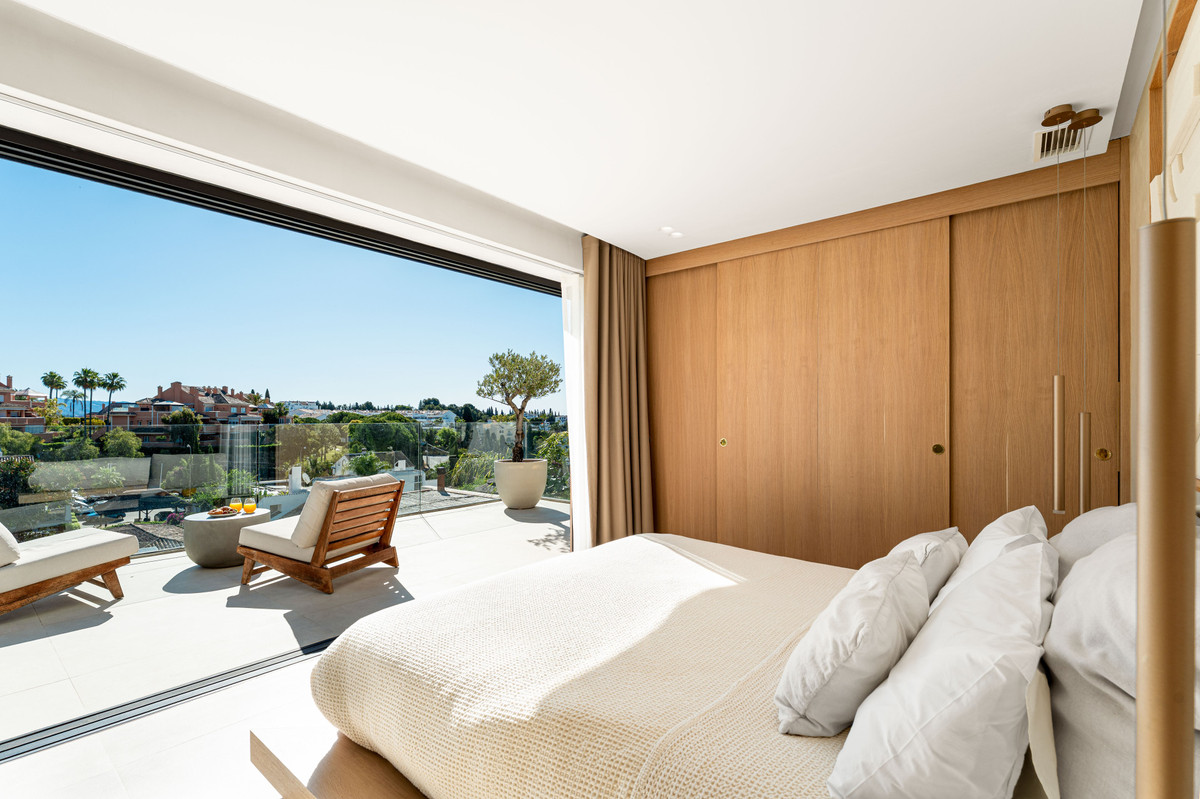Huis te koop in Nueva Andalucía | 5 slaapkamers H5395627
