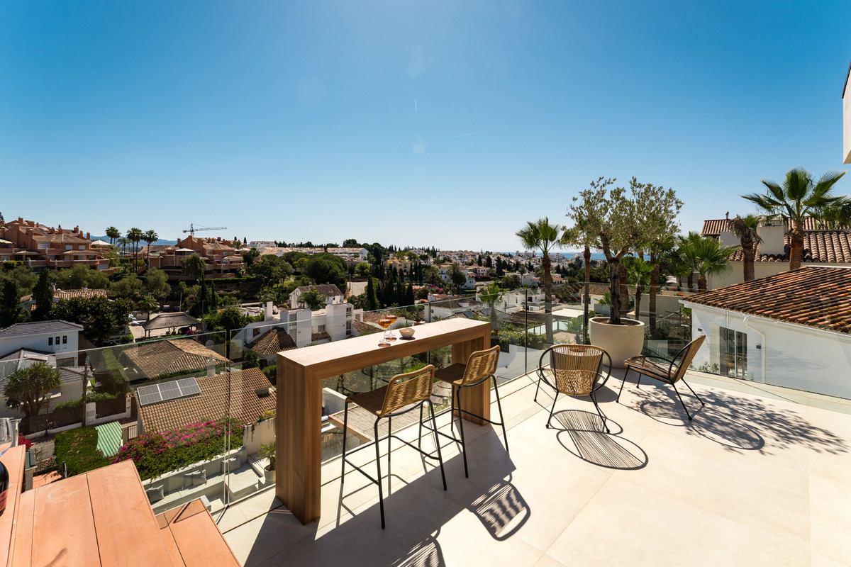 Huis te koop in Nueva Andalucía | 5 slaapkamers H5395627