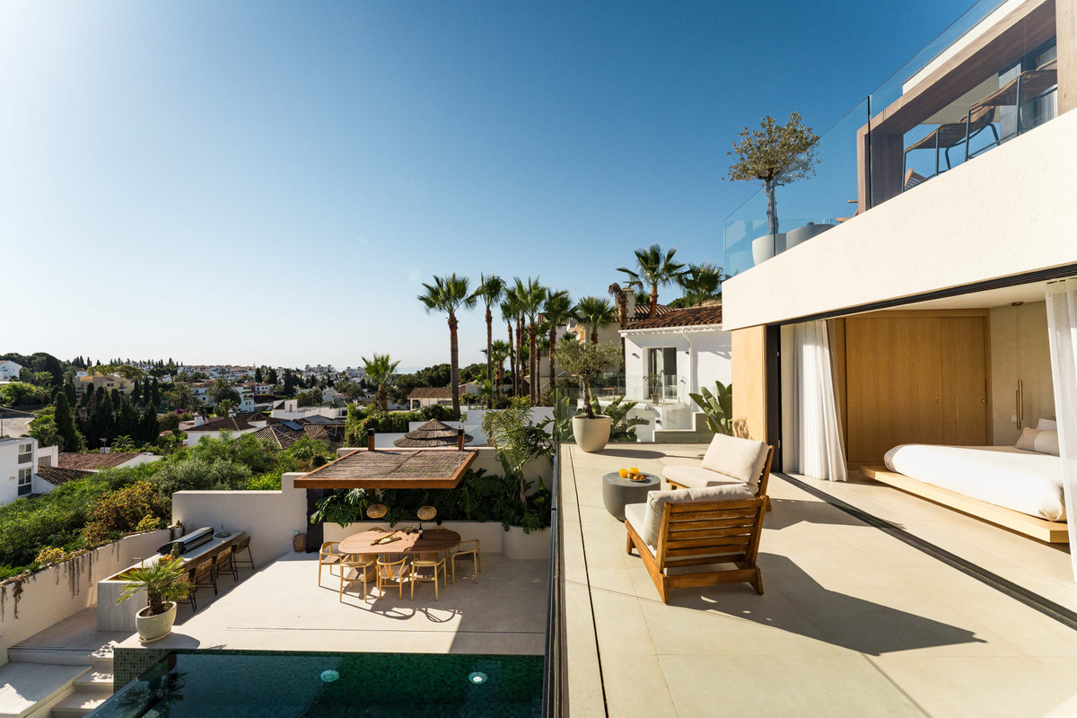 Huis te koop in Nueva Andalucía | 5 slaapkamers H5395627