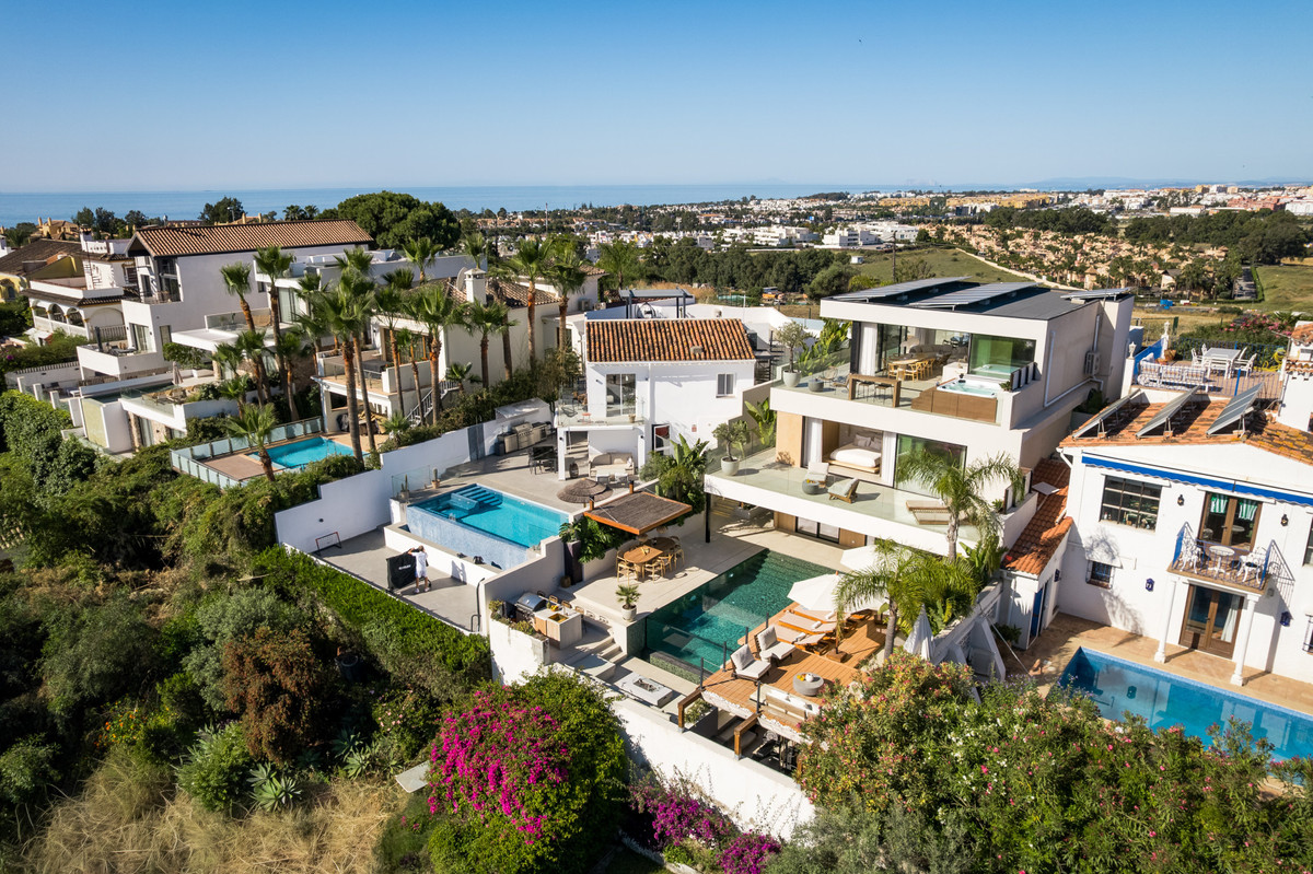 Huis te koop in Nueva Andalucía | 5 slaapkamers H5395627