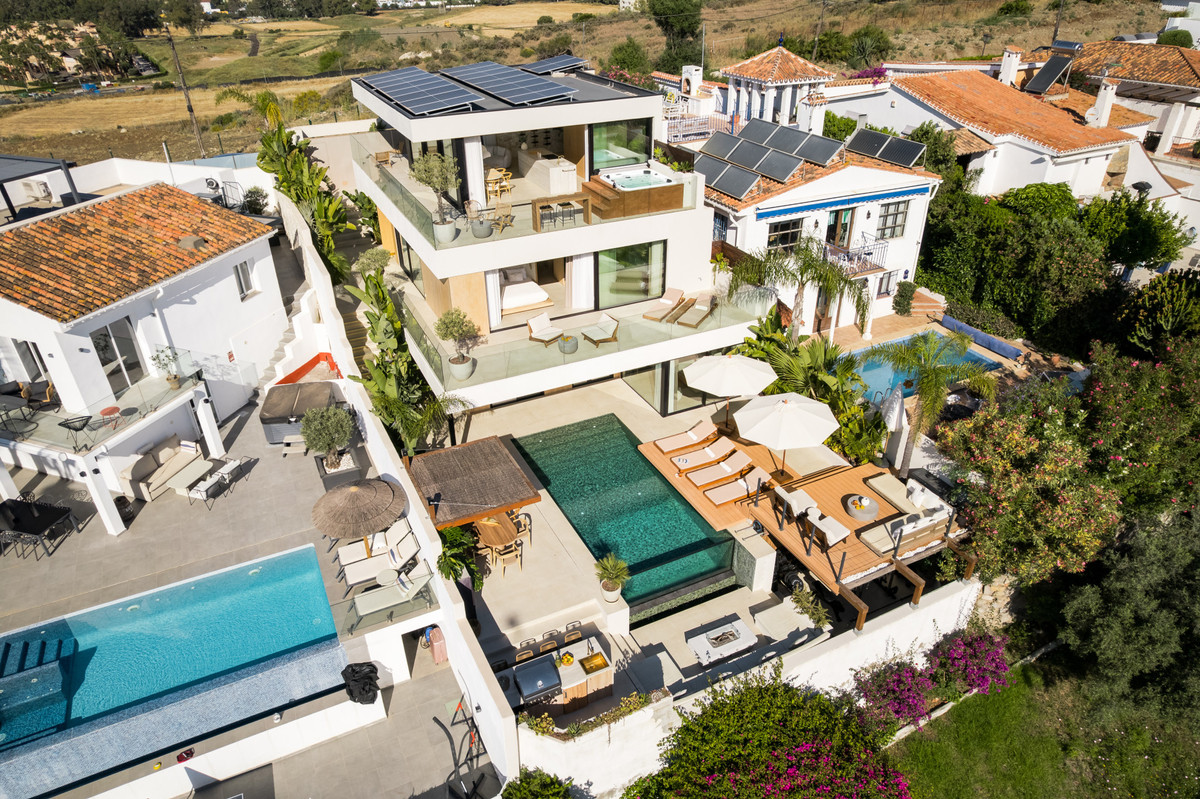Huis te koop in Nueva Andalucía | 5 slaapkamers H5395627