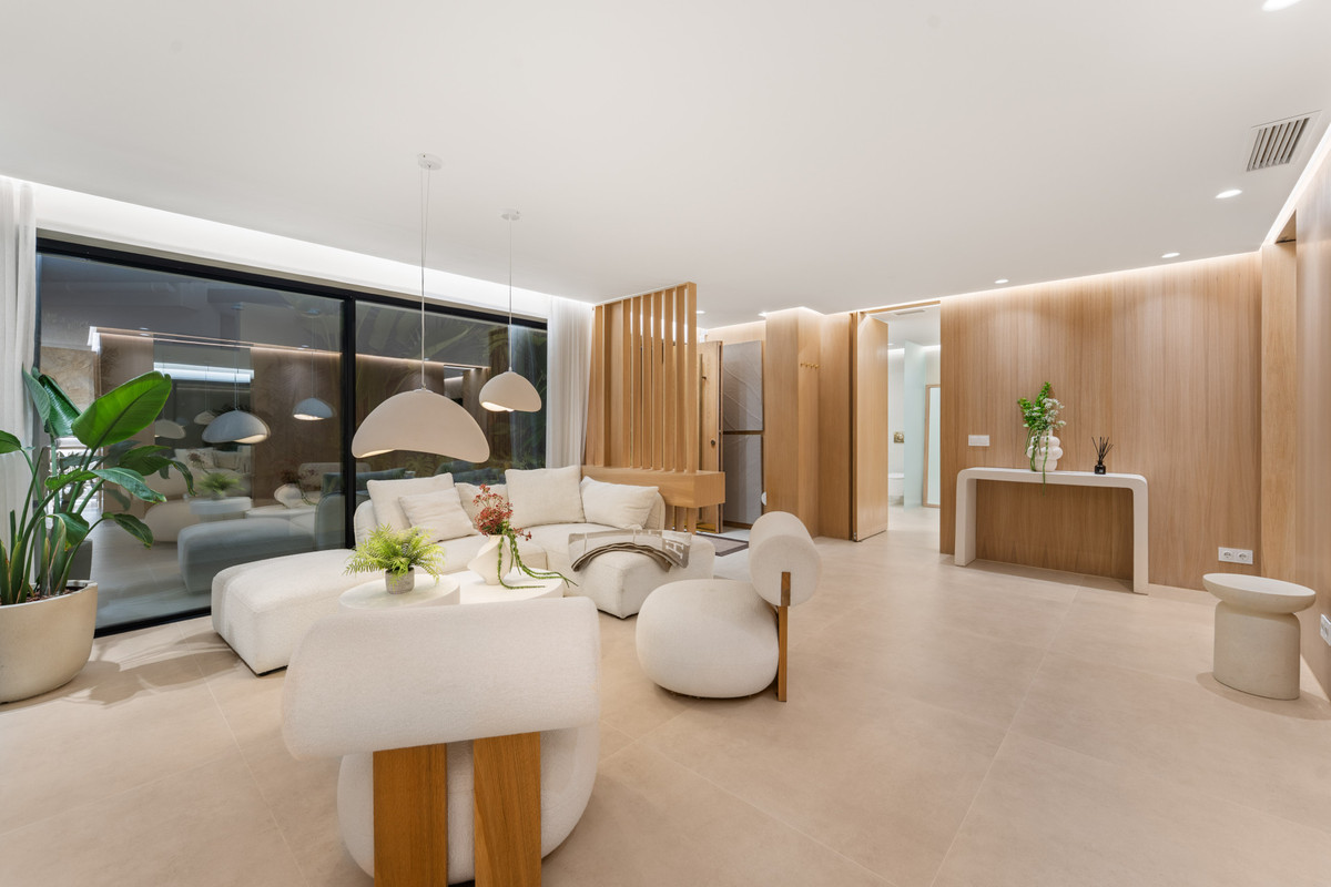 Huis te koop in Nueva Andalucía | 5 slaapkamers H5395627