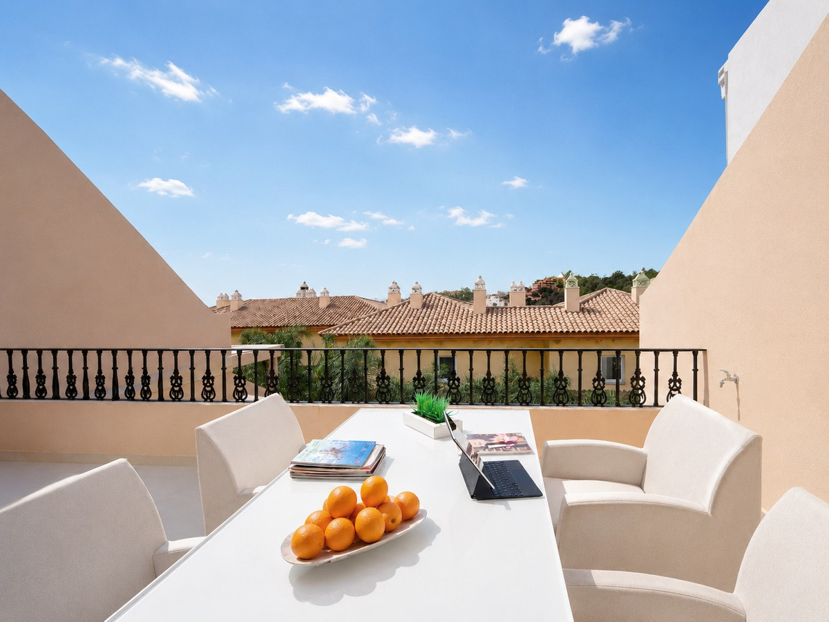 Huis te koop in Nueva Andalucía | 2 slaapkamers H5400259