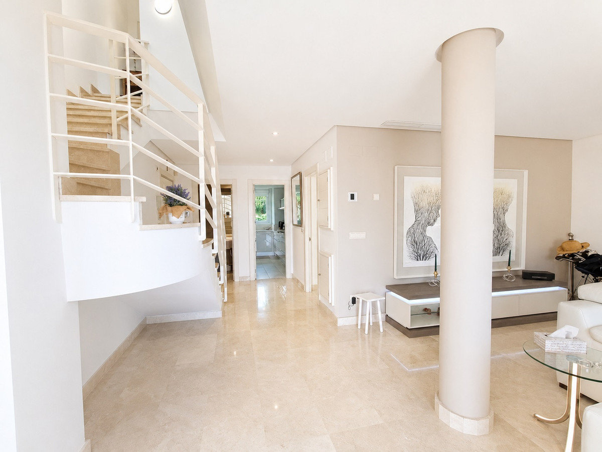 Huis te koop in Nueva Andalucía | 2 slaapkamers H5400259