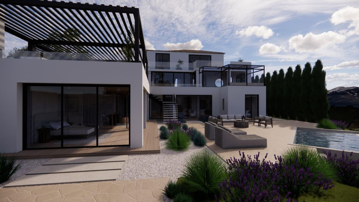 Huis te koop in Nueva Andalucía | 7 slaapkamers H5407237