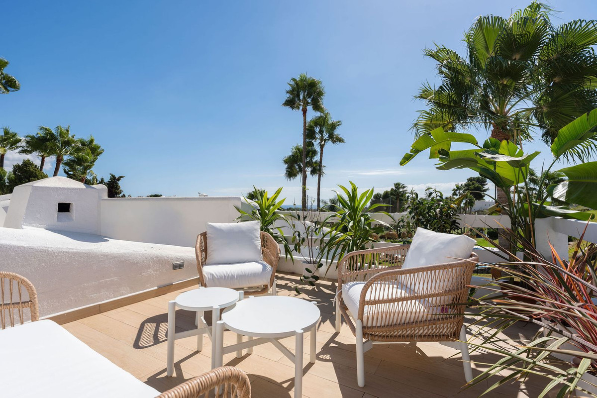 Bungalow te koop in Nueva Andalucía | 2 slaapkamers H5408032